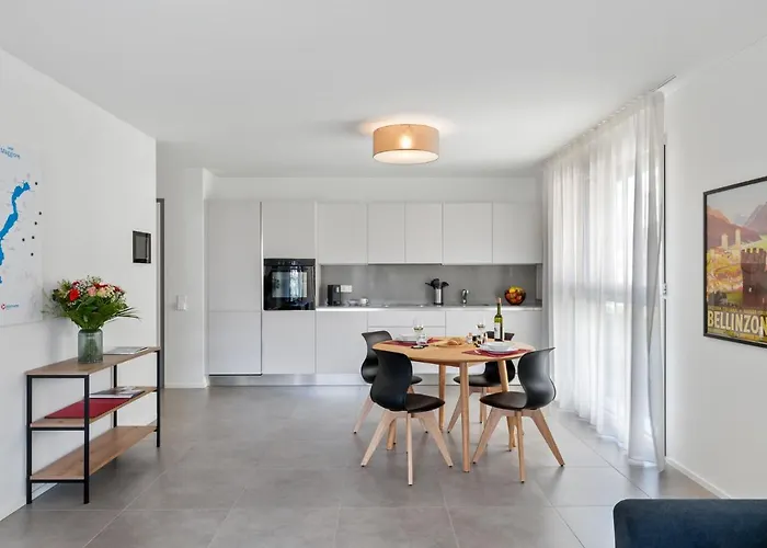 Loctowers A4-3-3 By Interhome