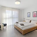 Loctowers A4-3-3 By Interhome *